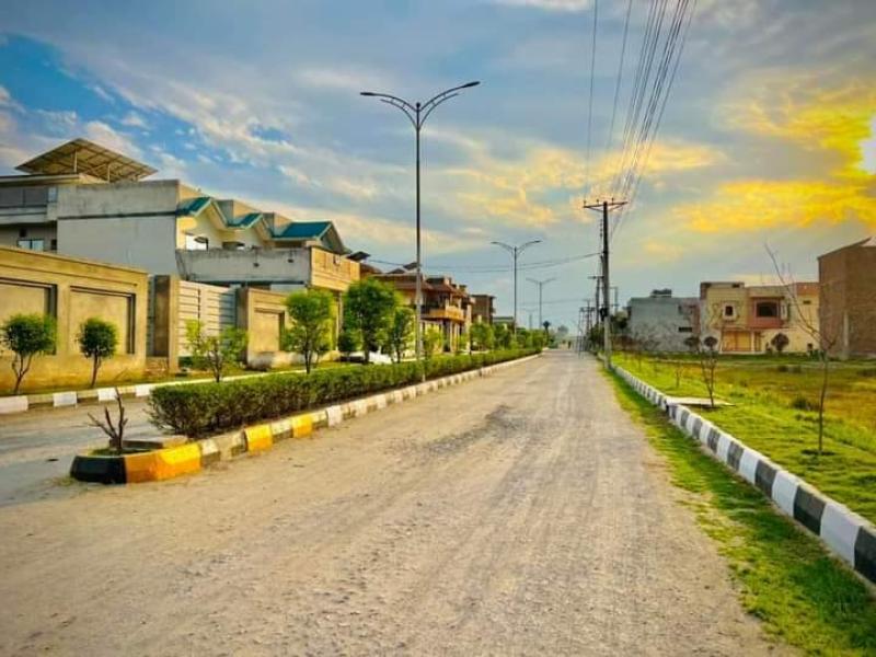 1 Kanal Plot Available For Sale In  Canal Road Fsd