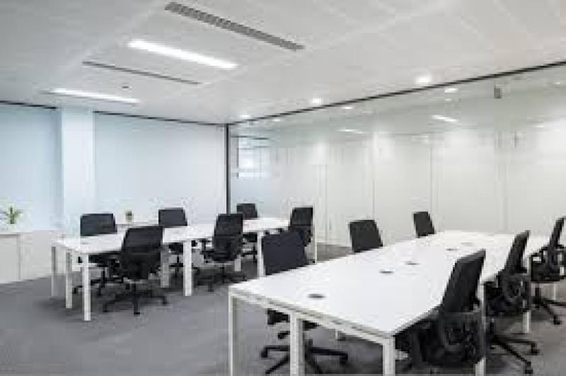 2300 SQFT office for rent in  gulberg lahore 