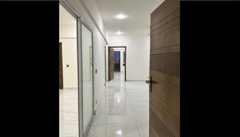 Image 4