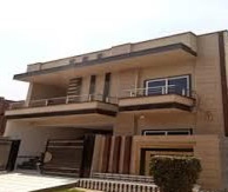 13 marla house for sale in  DHA Phase 4 block AA lahore 