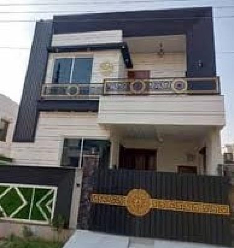 8 Marla house for Sale in G-15 Islamabad 