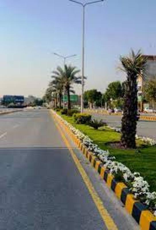 5 Marla Plot for Sale in Lake City  Raiwind Road, Lahore