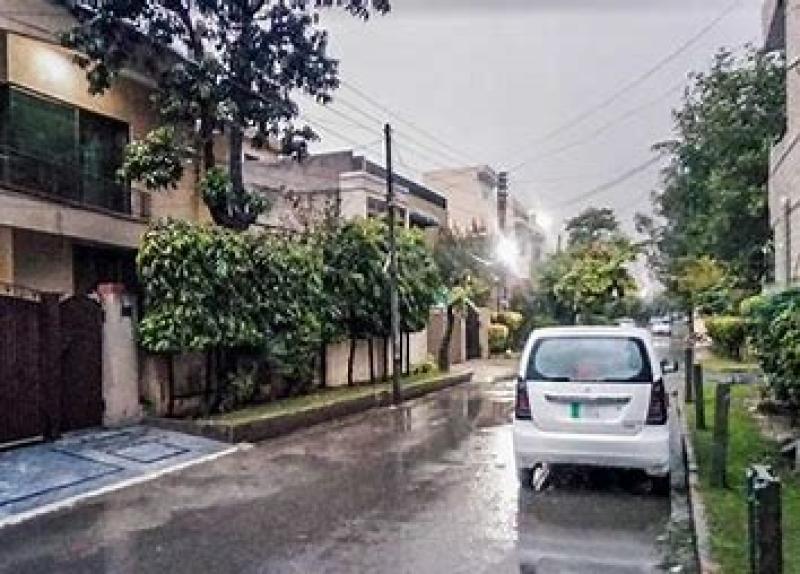 4 Marla house for sale in Lahore