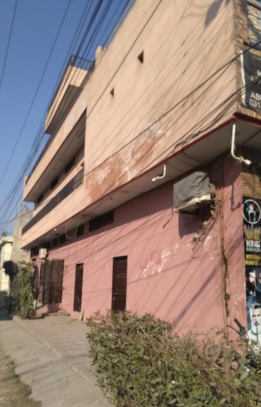 10 Marla Double Story Commercial Building For Sale In Peoples Colony, Gujranwala