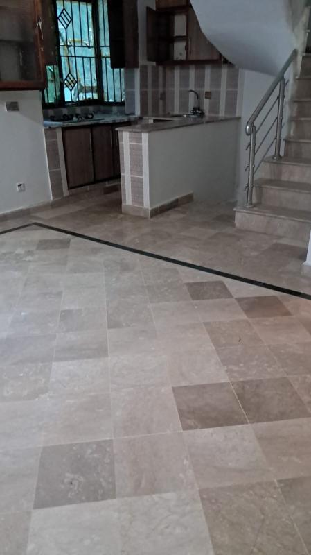 *Corner Full House for Rent in G-11/2, Islamabad* *Property Details* - *Size*: 25*40 - *Type*: Full House - *Location*: G-11/2, Islamabad  *Key Featur