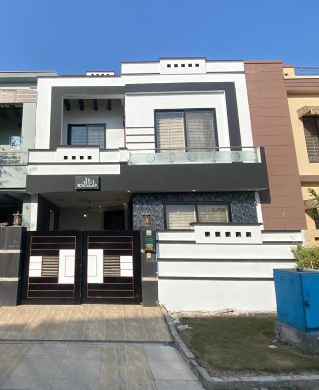 5 MARLA HOUSE AVAILABLE FOR SALE (AT REASONABLE PRICE) IN CITI HOUSING GUJRANWALA 