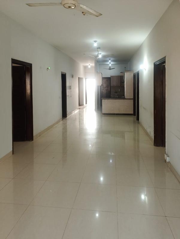  2000 Sq.ft Flat For Sale In Clifton - Block 9, Karachi