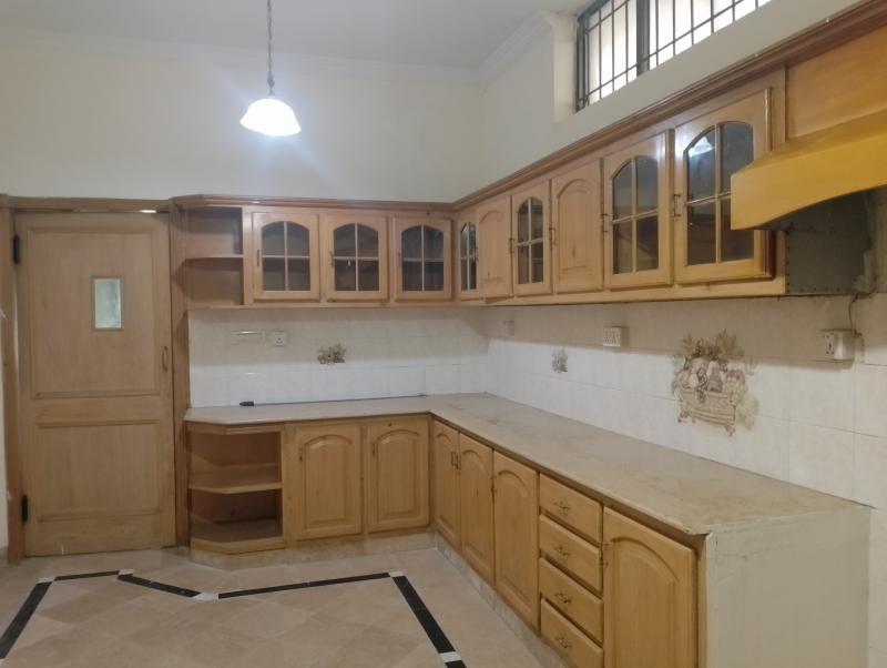 666 sq.yd Luxury House For Rent In F-7, Islamabad