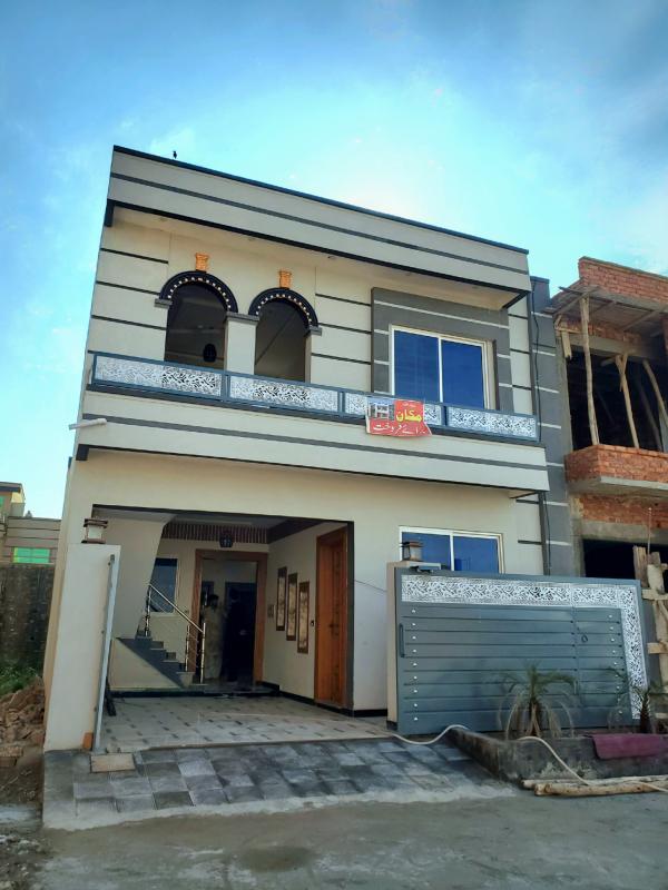Beautiful 5 Marla Low Price House 