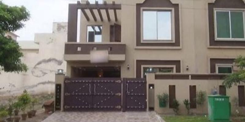 5 Marla house for sale in park view city Lahore