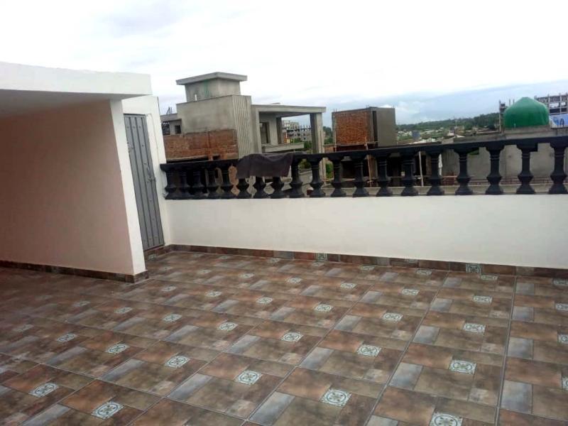 11 MARLA IDEAL LOCATIO  HOUSEFOR SALE IN LDA AVENUE