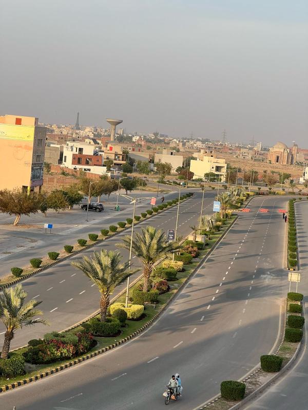 5 Marla Residential plot for Sale In New Lahore city ph4