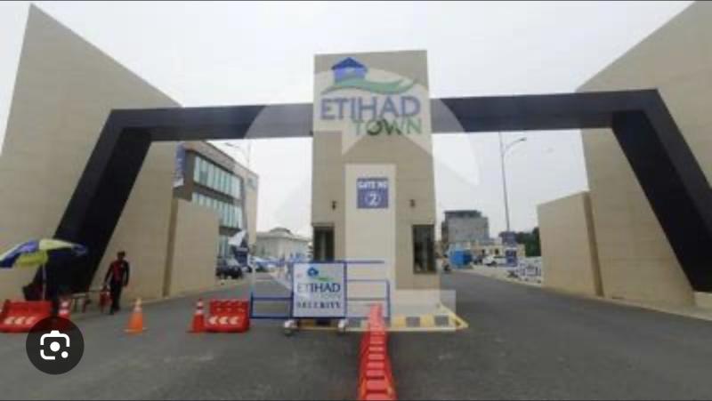 5 Marla Prime Location Plot Available In Etihad Town Phase 3  