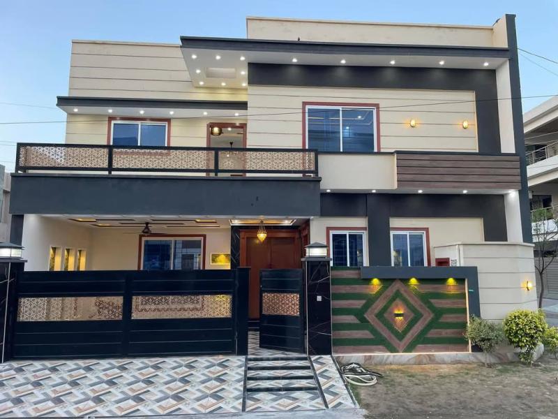 7.5 Marla brand new house for sale in wapda town phase 2 Multan 