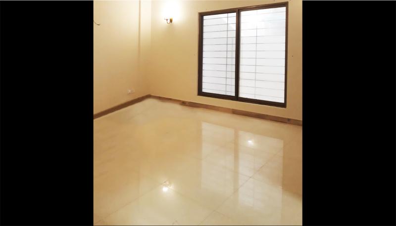 2300 sq.ft. Flat for sale in Karachi, Bath Island