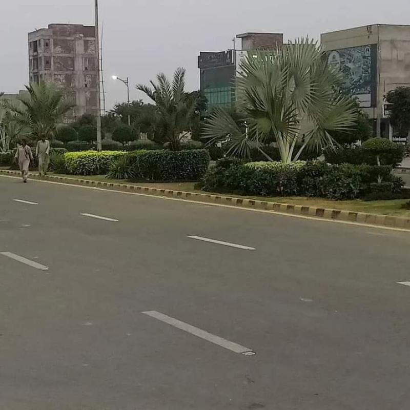 5 Marla Residential plot for Sale In New Lahore city ph4