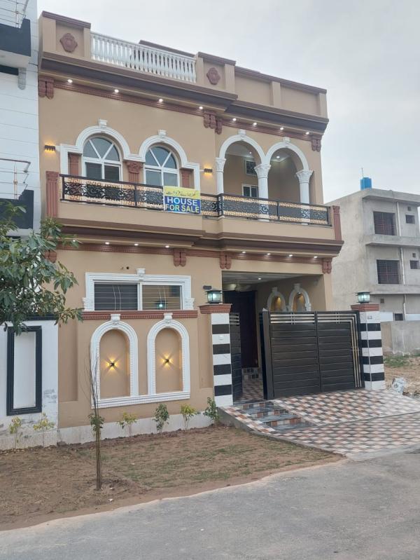 Brand New 5 Marla House for Sale in Central Park Housing Scheme, Lahore