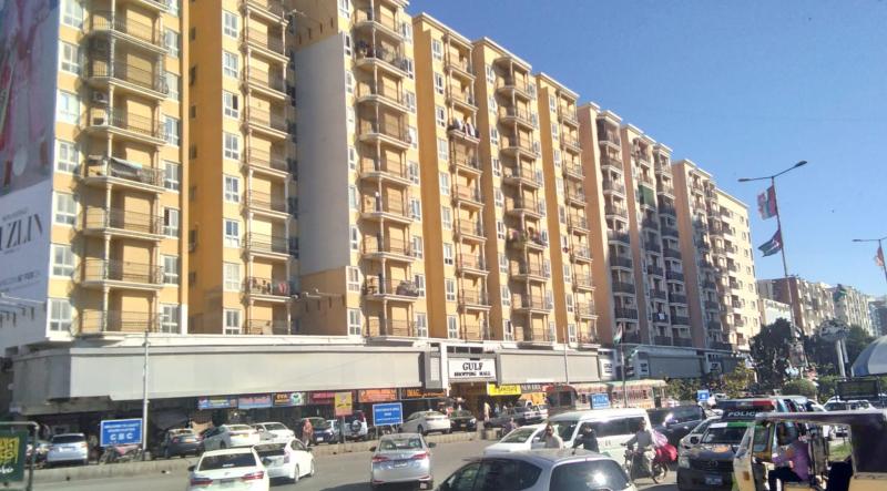 2000 sq.ft. Flat for sale in Karachi, Clifton - Block 8