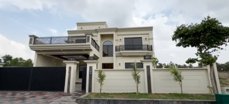 1.5 Kanal Beautiful House for sale in Islamabad, F-10