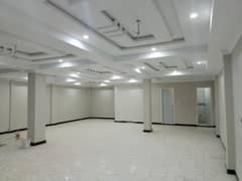 15000 Sq Ft Commercial Halls / Floors For Office at Gulberg Lahore