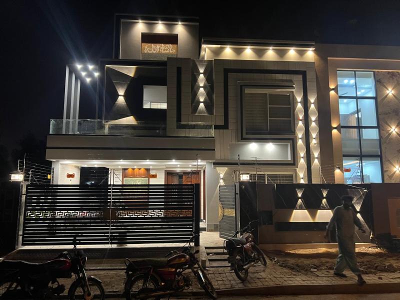 10 Marla House for Sale in jasmine block sector c Lahore 