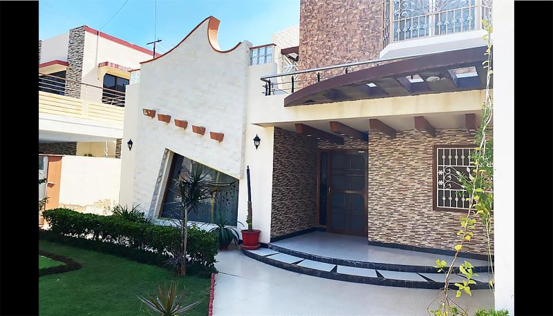 500 Sq.yd.  Beautiful House for Sale in Karachi, Malir Cantonment 