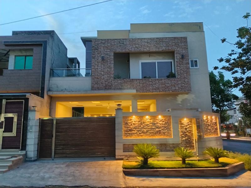 10 Marla House For Sale In Hayatabad, Peshawar