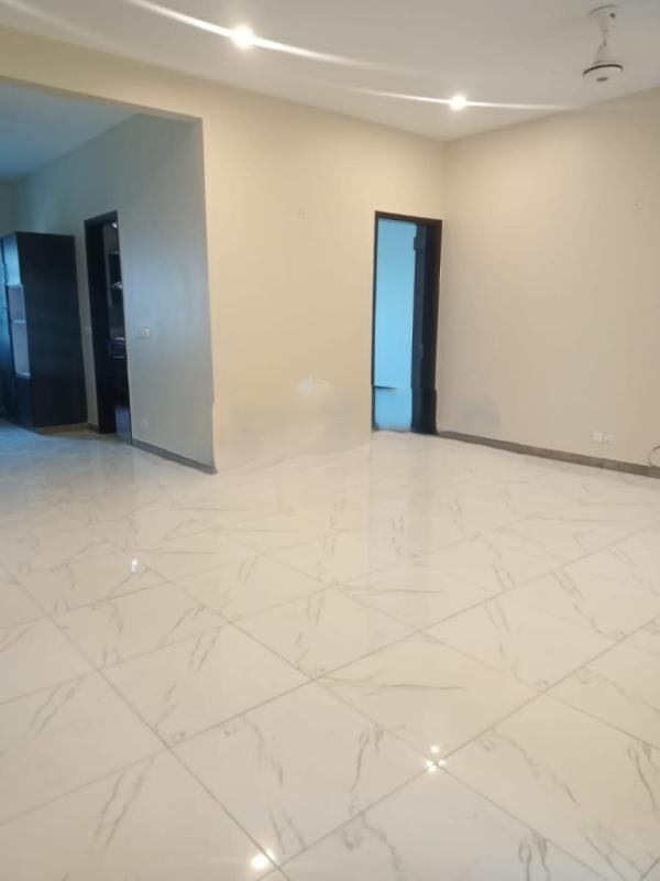 500Sq. Yard House For Sale at DHA Phase 8