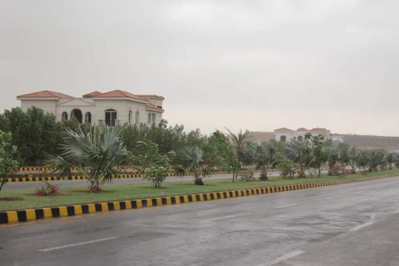 DHA City Karachi Sector 4C 300sq Yards Plot For Sale 