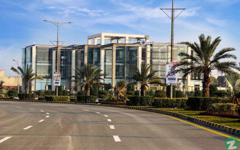 5-Marla Commercial Plot Hot Location On Ground Available For Sale In New Lahore City  