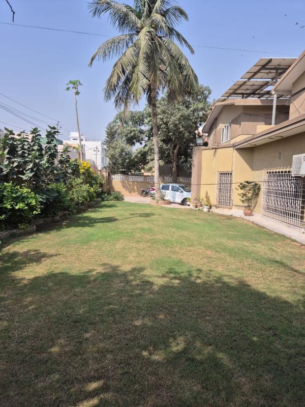 900 sq.yd. House for sale in Karachi, PECHS