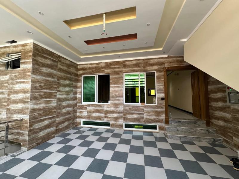 House for Sale in Hayatabad, Peshawar good Location
