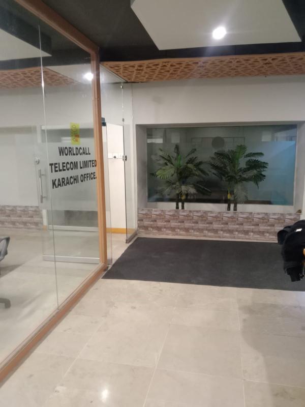 2600 sqft Semi furnished Office Available For Rent at Karachi