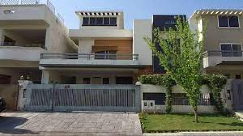 10 MARLA HOUSE FOR SALE IN JUBILEE TOWN LAHORE