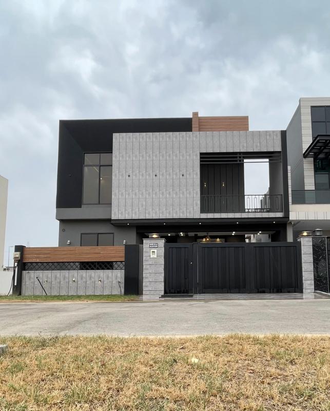 10 Marla Modern House for Sale in Citi Housing Phase 2, Faisalabad