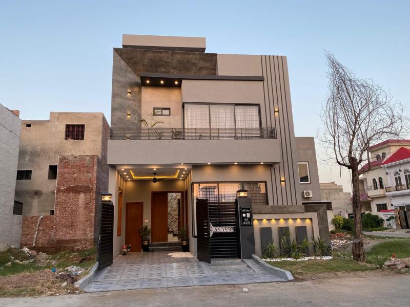 5 MARLA BRAND NEW HOUSE AVAILABLE FOR SALE (AT REASONABLE PRICE) IN CITI HOUSING GUJRANWALA 