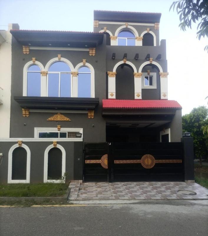 5 Marla Modern Design Spanish House Most Beautiful Prime Location For Sale In New Lahore City Phase  2
