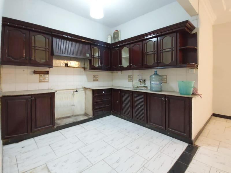 1600 sq.ft Flat for for sale in Karachi, Clifton - Block 5