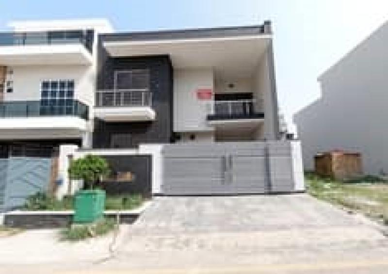 1 Kanal Beautiful House for sale in Islamabad, F-10