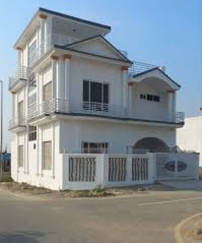 5 Bedroom House For Sale in Karachi